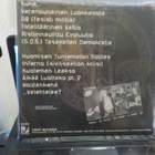 RIISTETYT - KUKA VALEHTELEE? LP 2002 UUSI - pikkukuva 2
