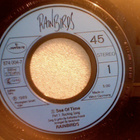 RAINBIRDS  ::  SEA OF TIME  ::  VINYYLI  7"    1989 - pikkukuva 3