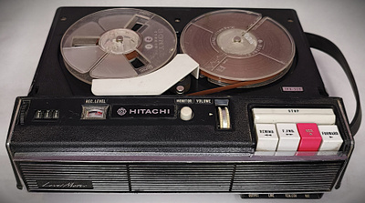 Hitachi TRQ-520 -kelanauhuri