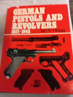 german pistols and revolvers 1871-1945