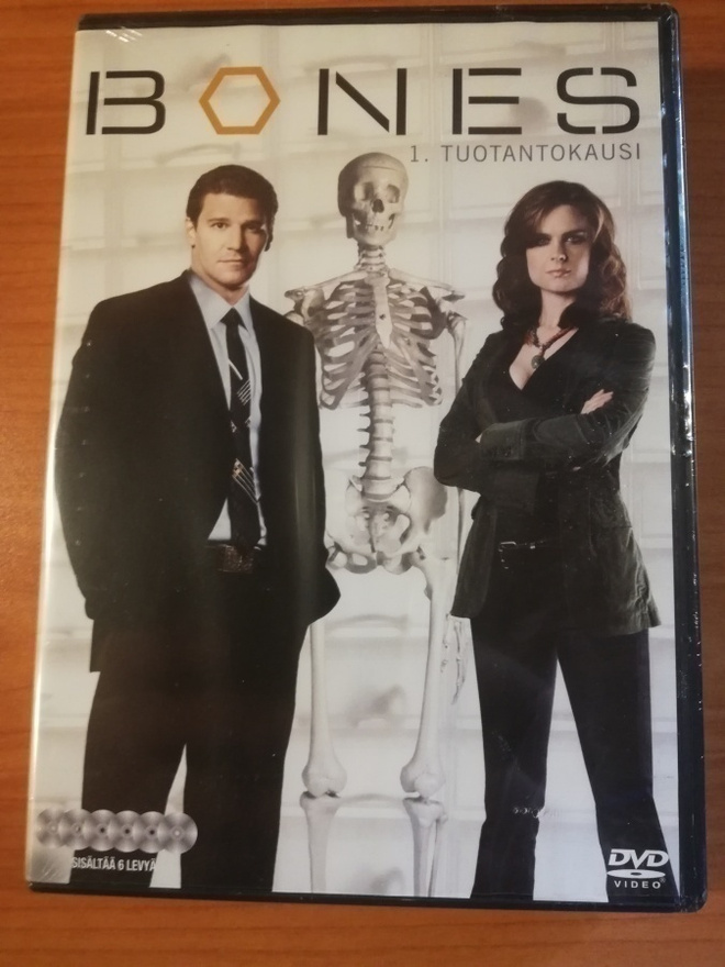 Bones season 1