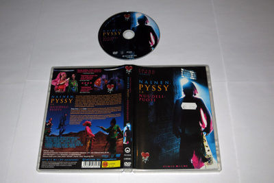 • DVD: Nainen, pyssy ja nuudelipuoti (1992)