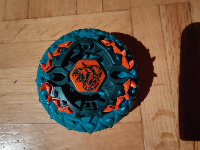 Beyblade Venombite serpent Beywheel -hyrrä