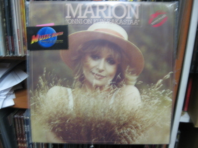 MARION - ONNI ON KUN RAKASTAA -79 EX-/EX+ LP