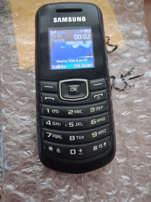 Samsung   gt-e1080+laturi