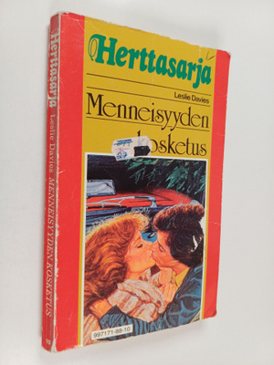 Leslie Davis : Menneisyyden kosketus