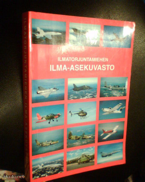 Ilmatorjuntamiehen ILMA-ASEKUVASTO ( 1 p. 1998 ) Sis.pk:t