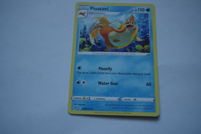 Floatzel 39/172 + Weavile 87/172, Brilliant Stars (2022)