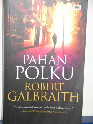 J.K. Rowling (Robert Galbraith) : PAHAN POLKU