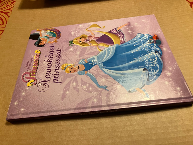 DISNEY PRINSESSA NEUVOKKAAT PRINSESSAT HYVÄ