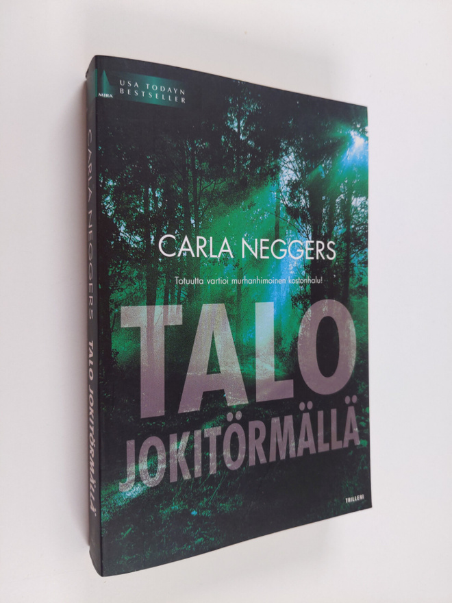 Carla Neggers : Talo jokitörmällä