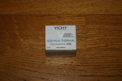 UUSI Vichy Aqualia Thermal kevyt kosteusvoide 15 ml