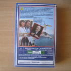 VAKOILIJOITA KAIKKI TYYNNI (donald sutherland) VHS/FIX - pikkukuva 2