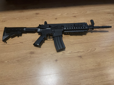 Airsoft kivääri
