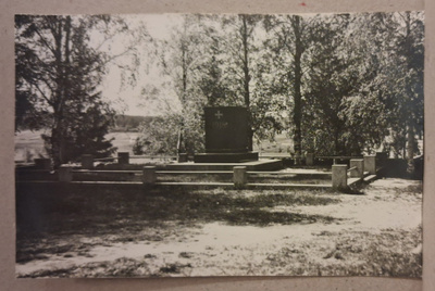 Jalasjärvi: 1928 Sankaripatsas *** (650)