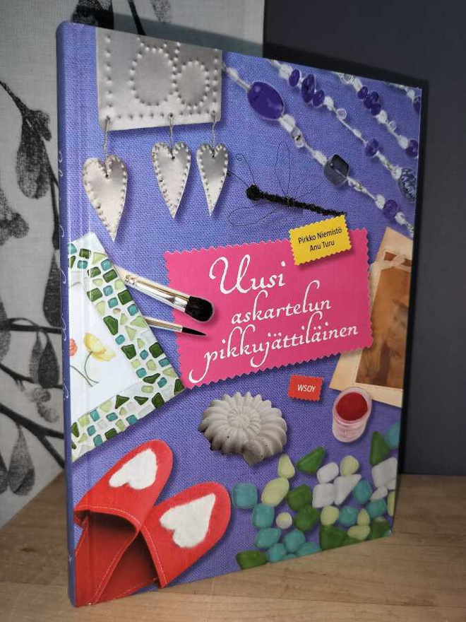 Uusi askartelun pikkujättiläinen - Niemistö & Turu