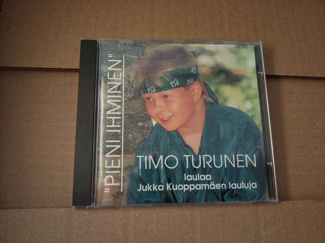 TIMO TURUNEN: PIENI IHMINEN Jukka Kuoppamäen lauluja