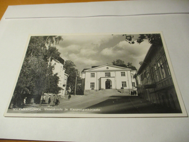 Hämeenlinna kirjasto - myöhäiskäyttö 2001