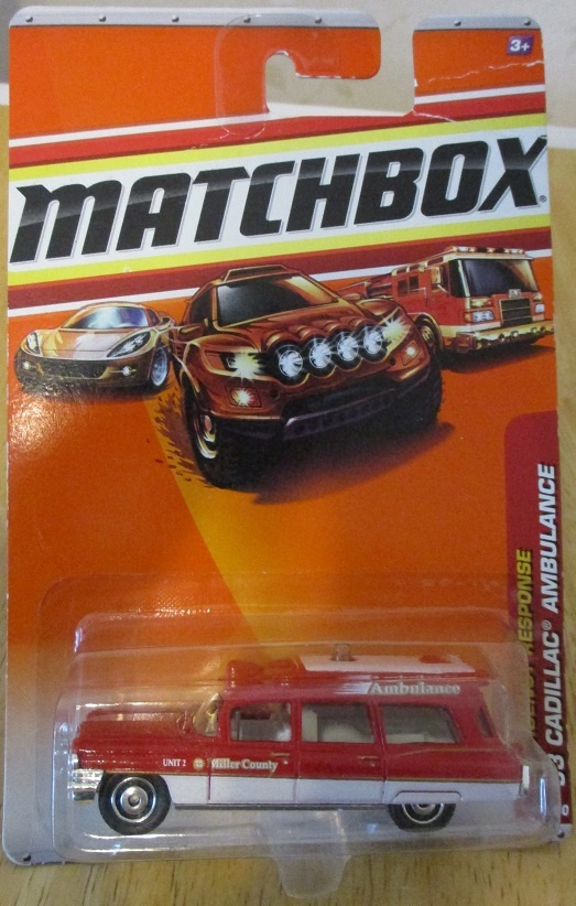 Cadillac Fleetwood Ambulance Wagon 5D Red-White -63 Matchbox