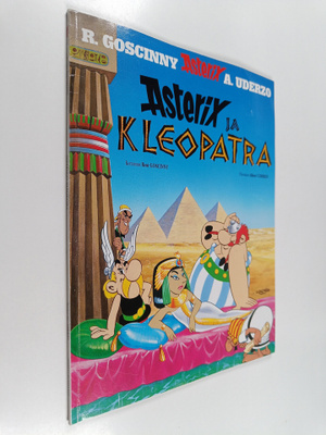 Albert Uderzo ym. : Asterix ja Kleopatra