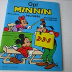 Walt Disney: Opi Minnin seurassa, kirjoitetaan, lasketaan - pikkukuva 1