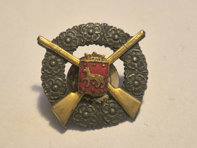 Ampumamerkki.