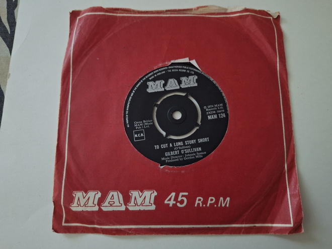 GILBERT O'SULLIVAN - CHRISTMAS SONG 7 " Single