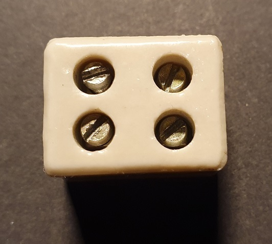 Sokeripala posliininen 2 + 2 johtoa