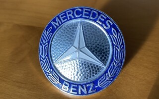 TÄHTI  MASKIIN  MERCEDES W123,  W126