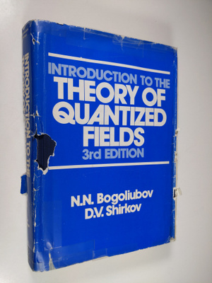 N. N. Bogoliubov ym. : Introduction to the Theory of Quan...