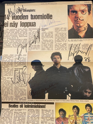 Stranglers (1988)  lehtikuva nimikirjoituksilla