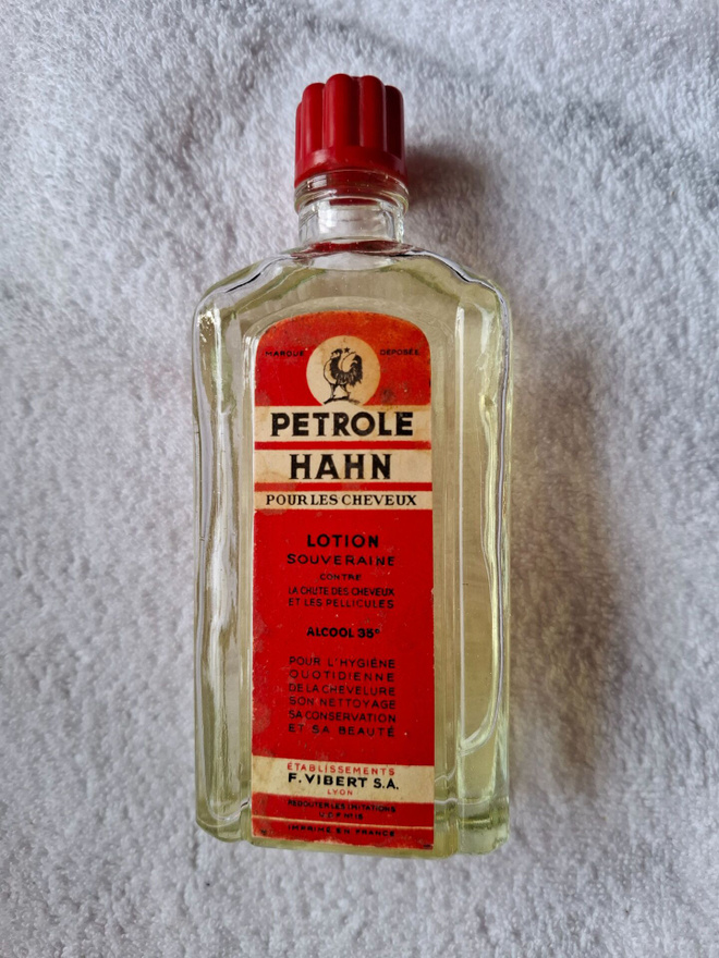Petrole Hahn -hiusvoide 1960-luvulta