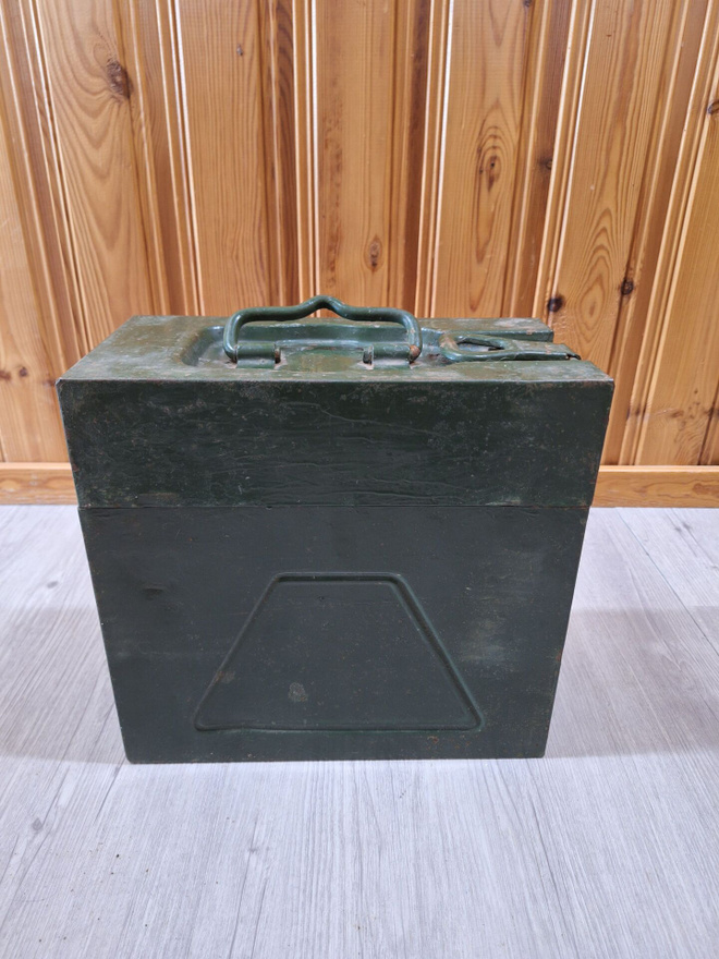 Saksalainen 2cm kwk lipaslaatikko 1942