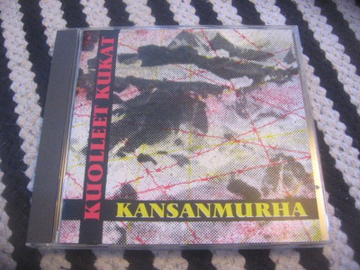 Kuolleet Kukat - Kansanmurha