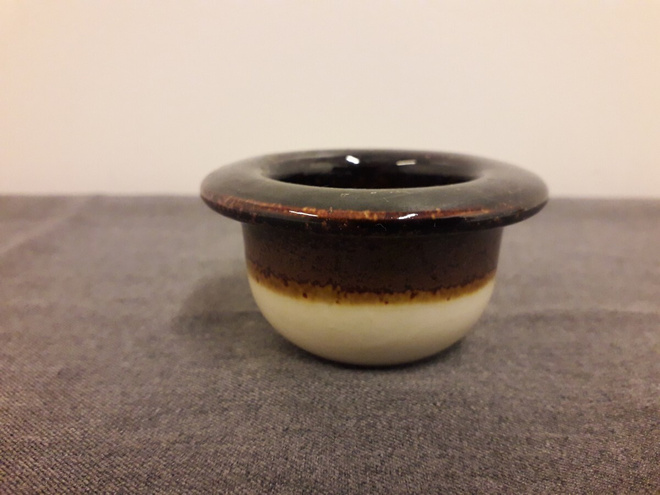 Pieni ruukku, 7x4cm, ehkä Kerman Savi