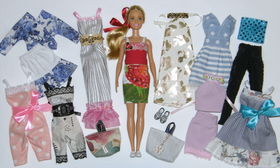 Barbie Nukke & Vaatesetti