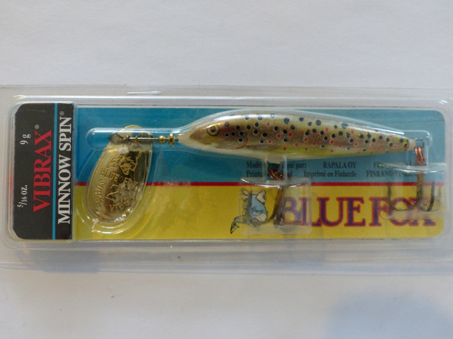 BLUEFOX VIBRAX Minnow Spin 9g Väri: Trout