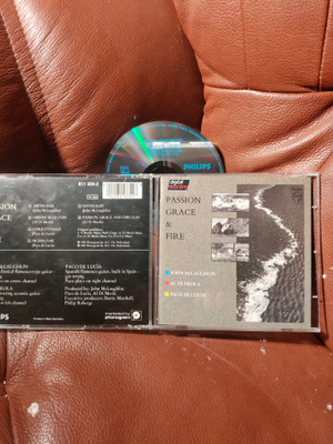 MCLAUGHLIN,MEOLA,DE LUCIA-passion grace & fire CD.