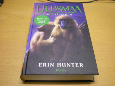 Erin Hunter: Uljasmaa 4 - Hiipivät varjot