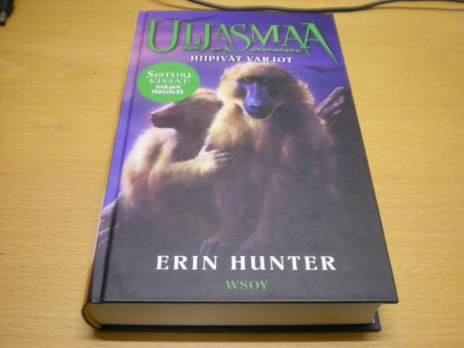 Erin Hunter: Uljasmaa 4 - Hiipivät varjot