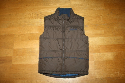 H&M ruskea unisex toppaliivi 122