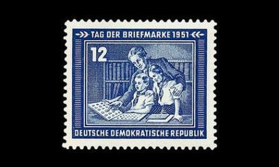 DDR 295 ** Postimerkin päivä (1951)