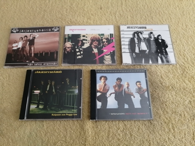 JÄRJESTYSHÄIRIÖ x 3 CDS + 2 MCD