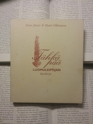 Tähkäpää: luomuleipojan käsikirja (nid.)