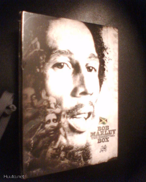 6CD Bob Marley THE ESSENTIAL BOX ( Uusi !!) Sis.postikulut