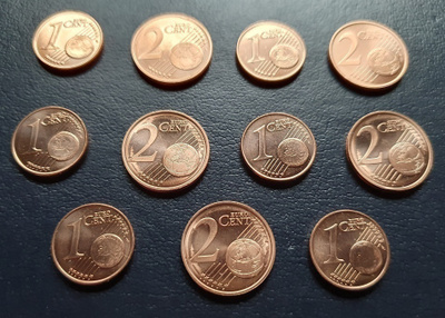 5 kpl 2 cent 2004 + 6 kpl 1 cent 2005 kiertämättömät uudet