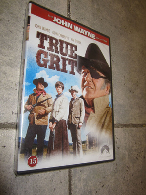 True Grit / Kova kuin kivi . AVAAMATON MUOVIT PÄÄLLÄ DVD )