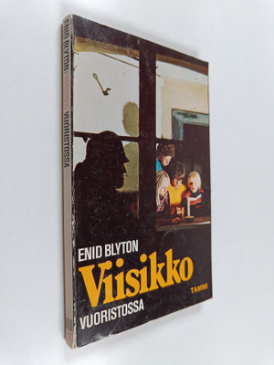 Enid Blyton : Viisikko vuoristossa