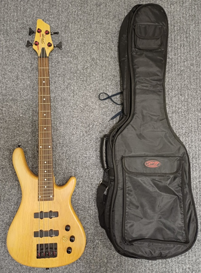Stagg BC 300 NS bassokitara