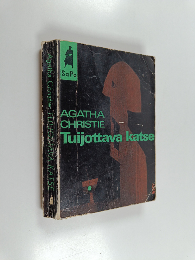 Agatha Christie : Tuijottava katse